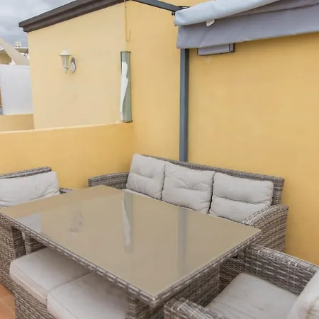 Ocean Front Teneriffa 2 Bedroom Penthouse Costa Adeje Daire