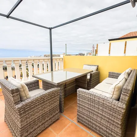 Ocean Front Teneriffa 2 Bedroom Penthouse Costa Adeje Daire